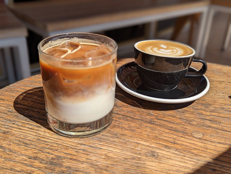 Comparatif santé : café froid vs café Chaud
